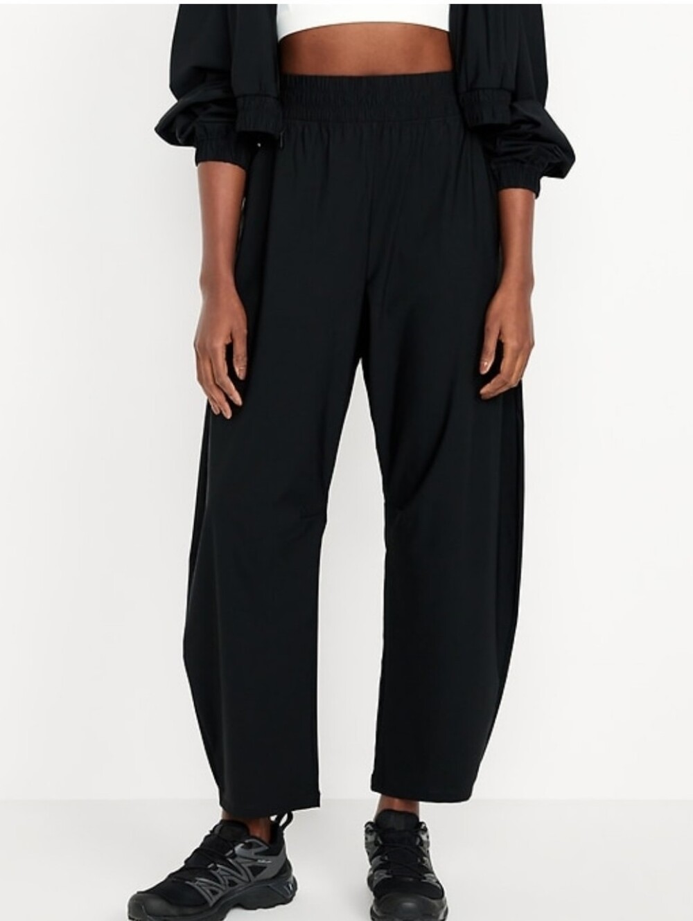 Old Navy black high-waisted SleekTech barrel ankle pants, L Tall